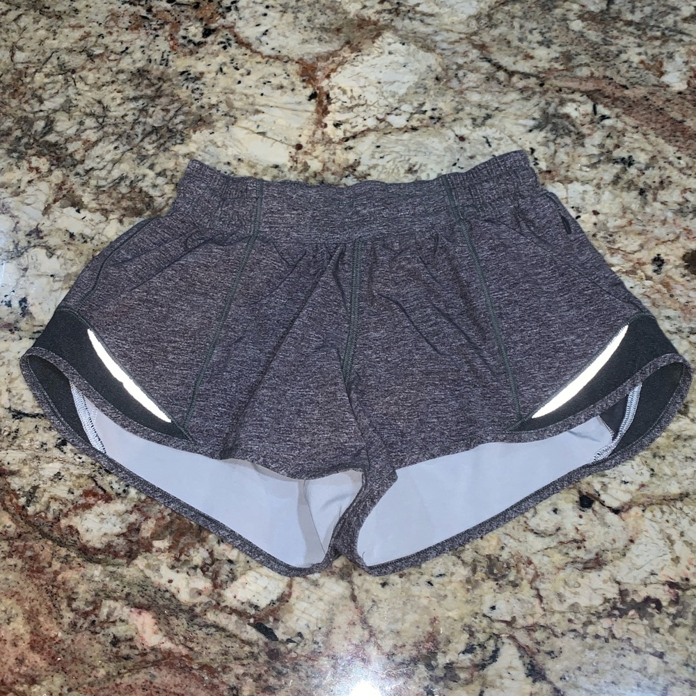 Lululemon shorts size 4